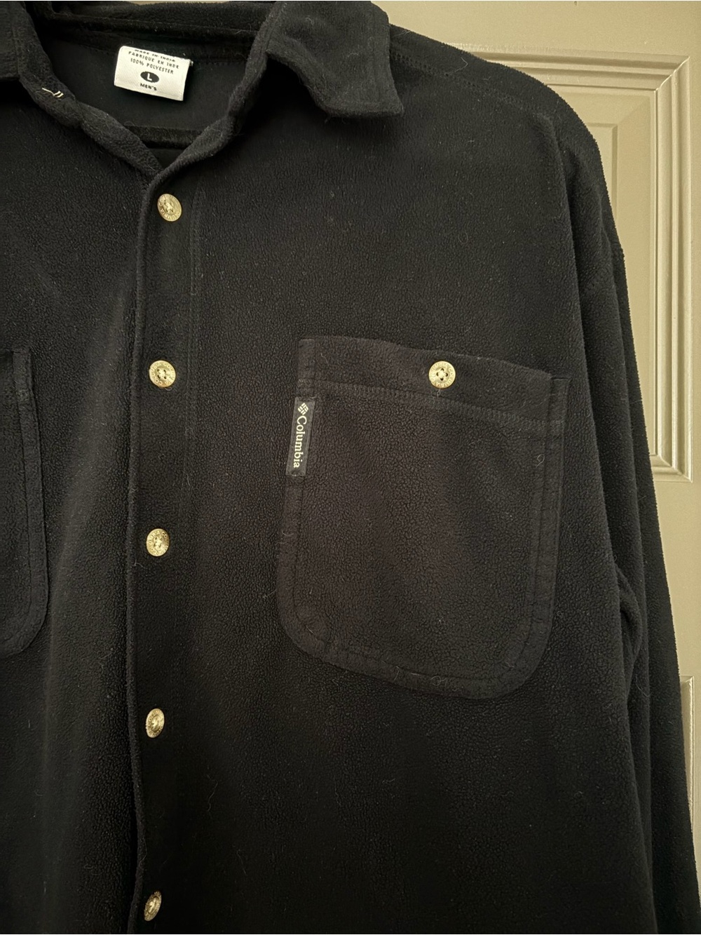 Columbia Sportswear Company Men’s Black Fleece Button Down Shirt